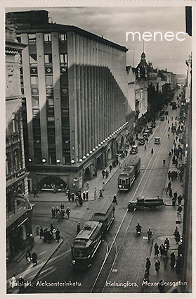 Helsinki, Aleksanterinkatu, liikennettä, Hotelli Carlton 