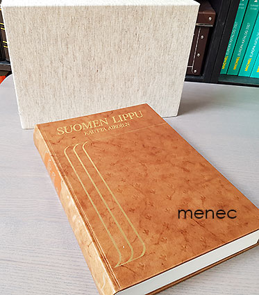 Suomen lippu kautta aikojen 