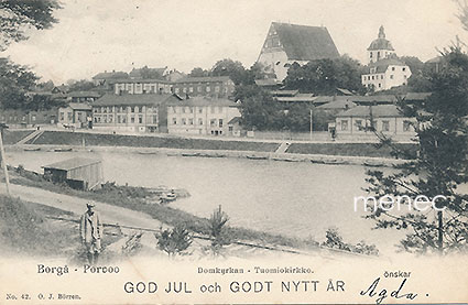 Porvoo, Tuomiokirkko, mies rantaradalla 