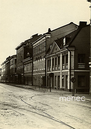 Helsinki, Aleksanterinkatu, etualalla Sederholmin talo 