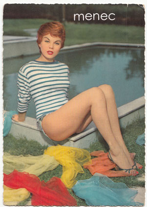 Pin-up-tyttö, huiveja 