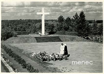 Helsinki, Suomen marsalkka Mannerheimin hautakumpu 