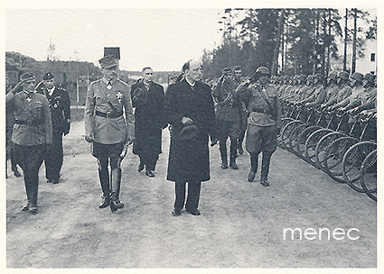 Ylipäällikön viimeinen paraati Ensossa 4.6.1944 
