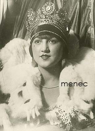 Ball der Mode. Hilde Zimmermann, Saksan muotikuningatar 1926/27 