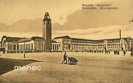 Helsinki, Rautatieasema, mies ja kärryt 