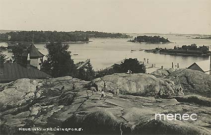 Helsinki, rantakallioita; lapsia, työmiehiä 