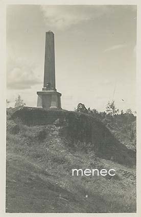 Viipuri, Monrepos, De Broglien veljesten muistomerkki 