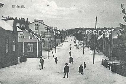 Riihimäki, katunäkymä, lapsia 