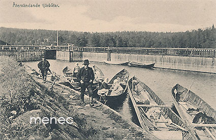 Kajaani, palaavia tervaveneitä 