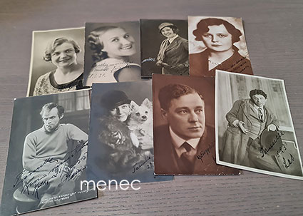 Signeerattuja näyttelijäkortteja 1920-1930-luvuilta, 8 kpl 