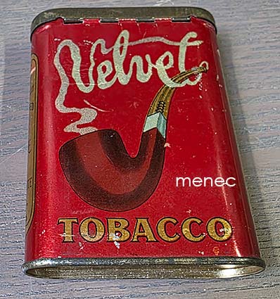 Velvet. Specialli prepared fot pipe and cigarette 