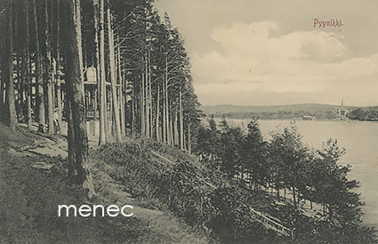 Tampere, Pyynikki, nainen huvimajalla 