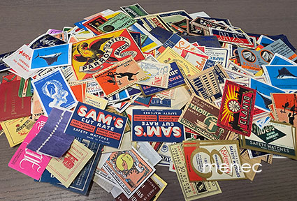 Sekalaisia tikkuetikettejä, yli 1000 kpl 